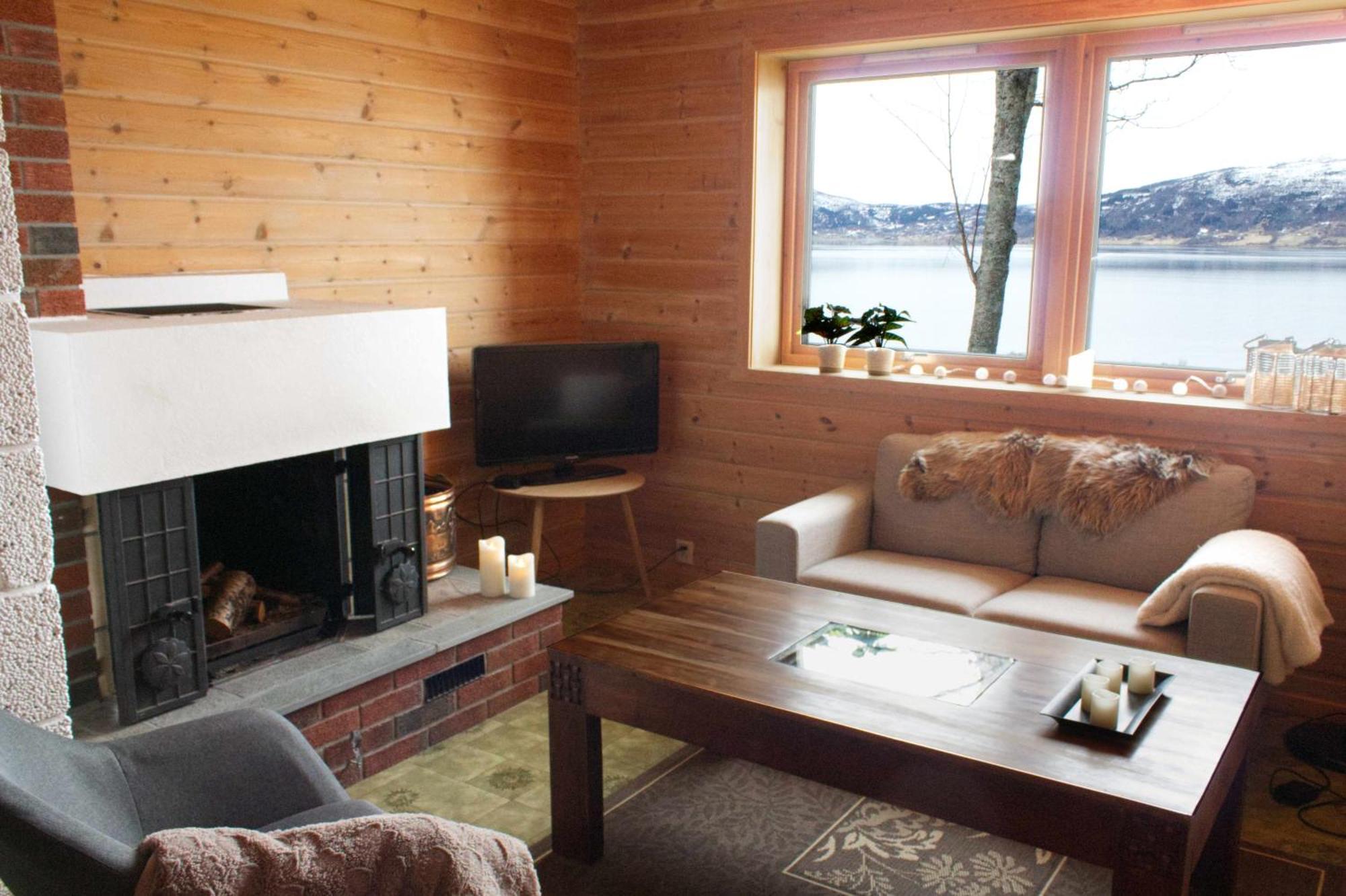 Bed And Breakfast Nordic Horn Brostadbotn Eksteriør billede